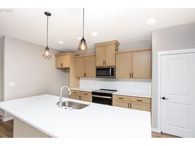 12819 Ne 109TH St, Vancouver, WA 98682