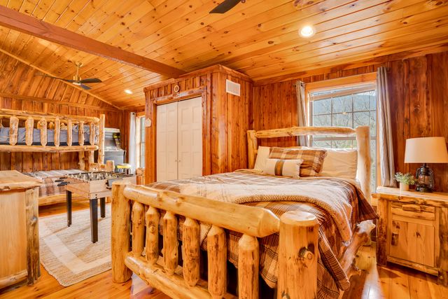 562 Lakeview Drive, Rising Fawn, GA 30738