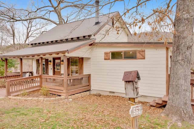 562 Lakeview Drive, Rising Fawn, GA 30738