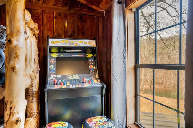 562 Lakeview Drive, Rising Fawn, GA 30738