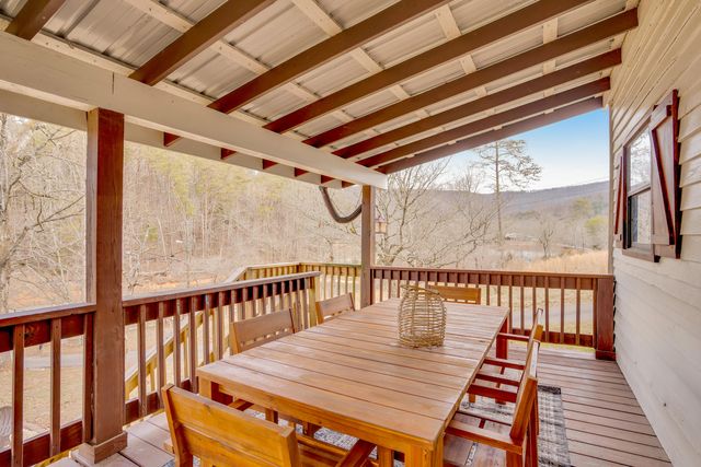 562 Lakeview Drive, Rising Fawn, GA 30738