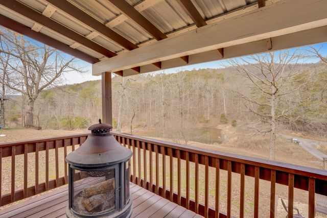 562 Lakeview Drive, Rising Fawn, GA 30738