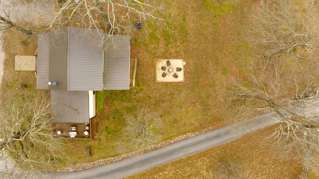 562 Lakeview Drive, Rising Fawn, GA 30738