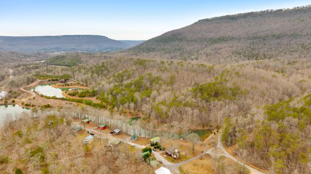 562 Lakeview Drive, Rising Fawn, GA 30738