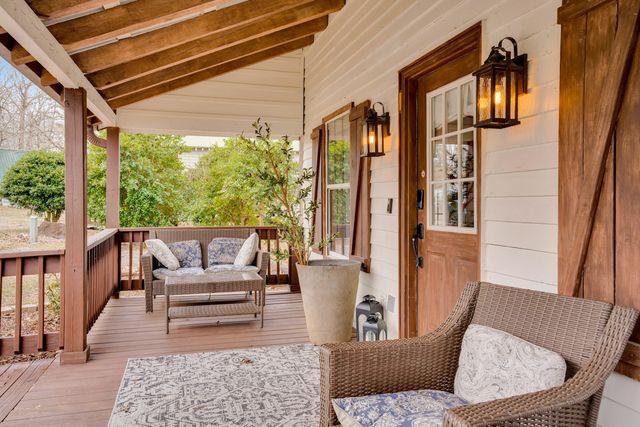 562 Lakeview Drive, Rising Fawn, GA 30738