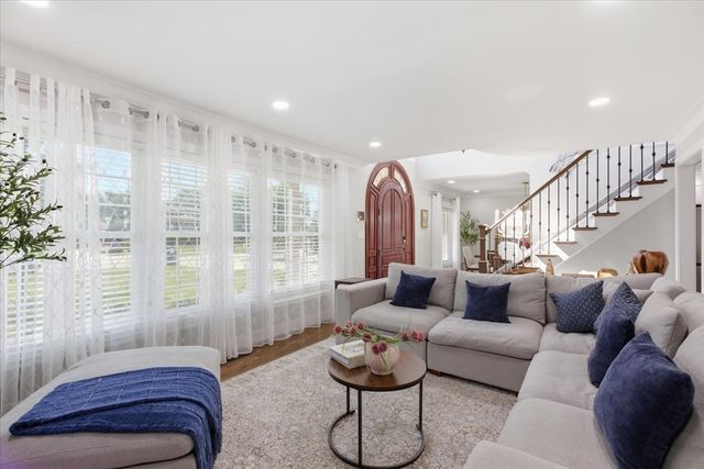 1780 W Jo Ann Lane, Addison, IL 60101