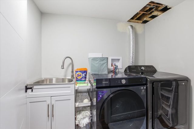 1780 W Jo Ann Lane, Addison, IL 60101