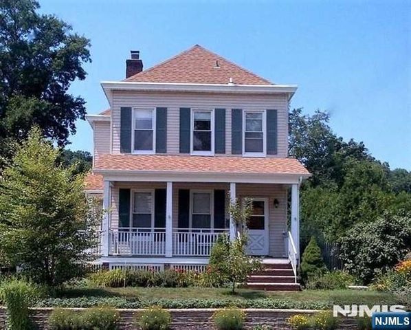 51 Sheridan Avenue 1, Ho-ho-kus, NJ 07423