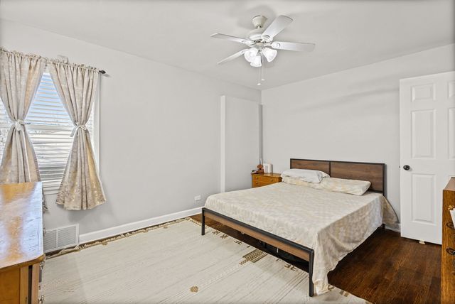 7424 Crawford Avenue, Skokie, IL 60076