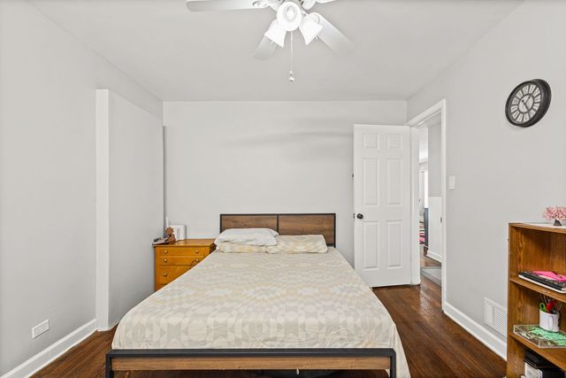 7424 Crawford Avenue, Skokie, IL 60076