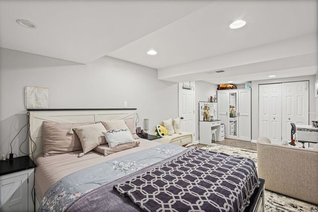 7424 Crawford Avenue, Skokie, IL 60076