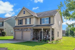 411 Bandelier Circle, Hampton, GA 30228