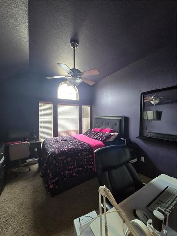 1611 Lady Street, Shawnee, OK 74804