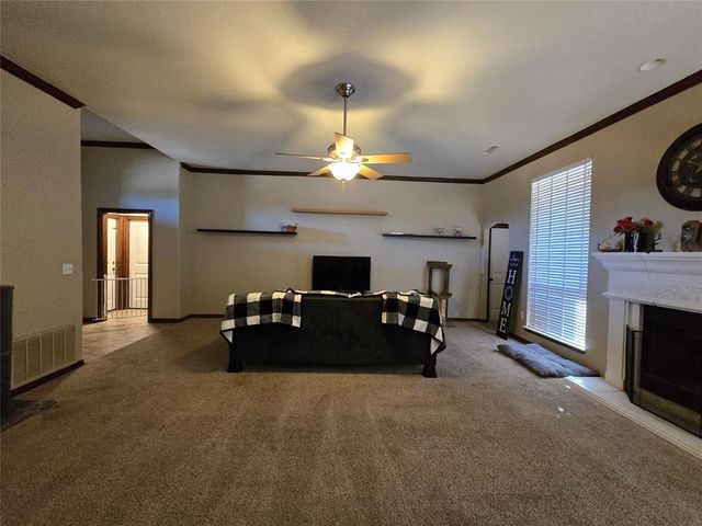 1611 Lady Street, Shawnee, OK 74804