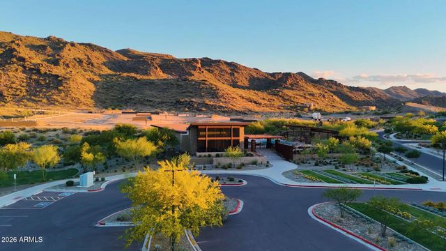 9743 S 12th Street, Phoenix, AZ 85042