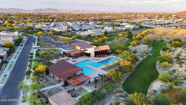 9743 S 12th Street, Phoenix, AZ 85042