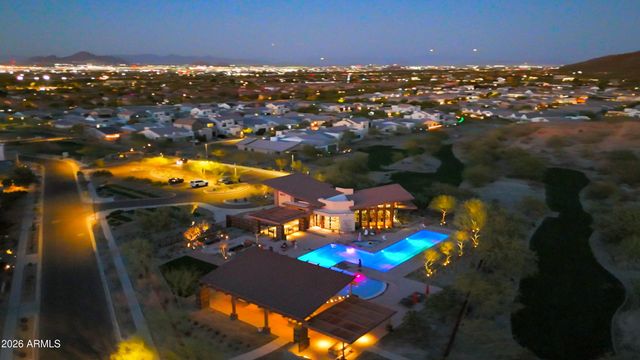 9743 S 12th Street, Phoenix, AZ 85042