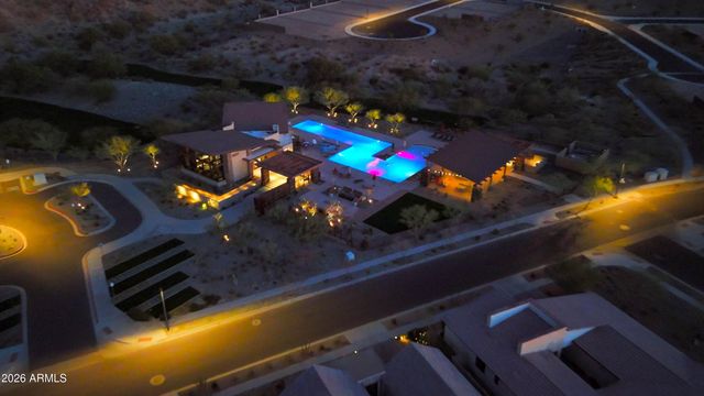 9743 S 12th Street, Phoenix, AZ 85042