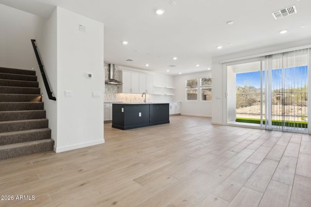 9743 S 12th Street, Phoenix, AZ 85042