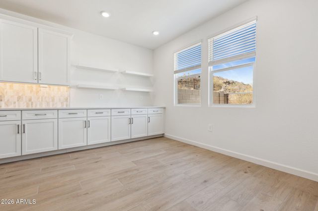 9743 S 12th Street, Phoenix, AZ 85042