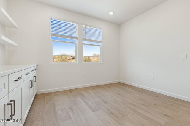 9743 S 12th Street, Phoenix, AZ 85042
