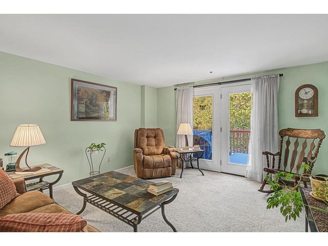 8 Arthur Court, Burlington, VT 05401