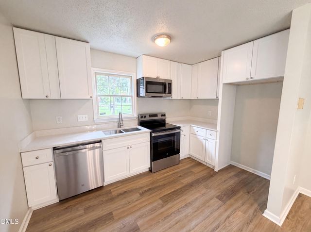 11 Chanter Court, Durham, NC 27705