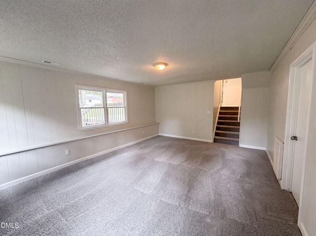 11 Chanter Court, Durham, NC 27705