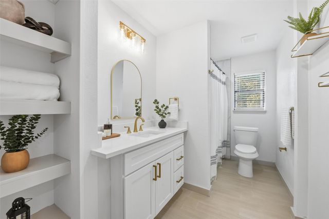 3801 Palomino Drive, Benbrook, TX 76116