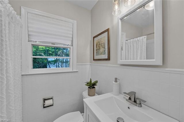 116 Henry Clay RD, Newport News, VA 23601