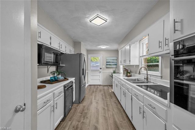 116 Henry Clay RD, Newport News, VA 23601