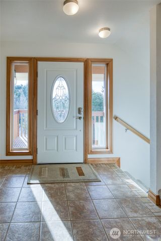 288 N Wynooochee Drive SW, Ocean Shores, WA 98569