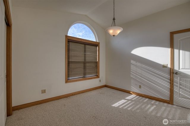 288 N Wynooochee Drive SW, Ocean Shores, WA 98569