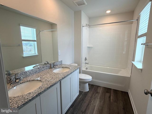 116 BOOKERS CREST DR, Stephens City, VA 22655