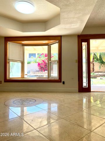 426 E Susan Lane, Tempe, AZ 85281
