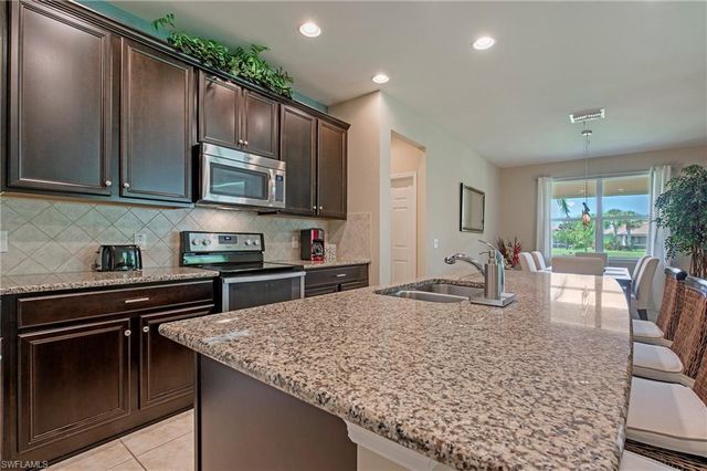 28000 Quiet Water WAY, Bonita Springs, FL 34135