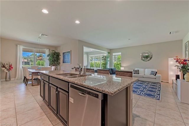 28000 Quiet Water WAY, Bonita Springs, FL 34135