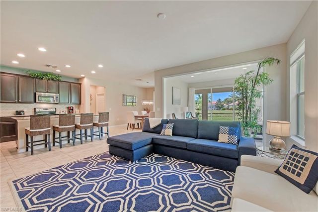 28000 Quiet Water WAY, Bonita Springs, FL 34135
