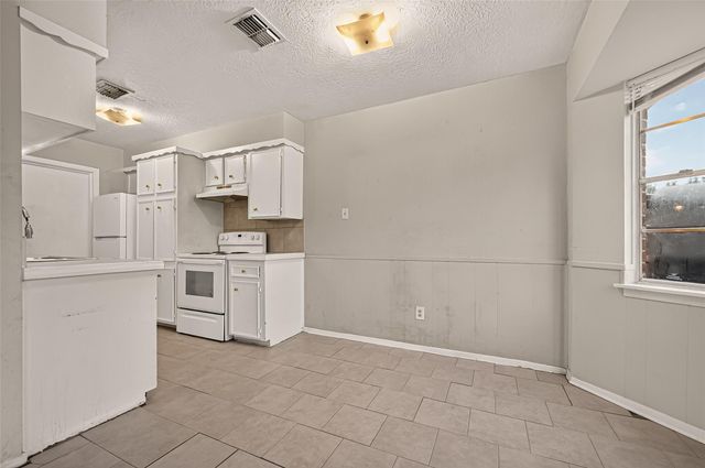 12106 Plumbrook Drive, Houston, TX 77099