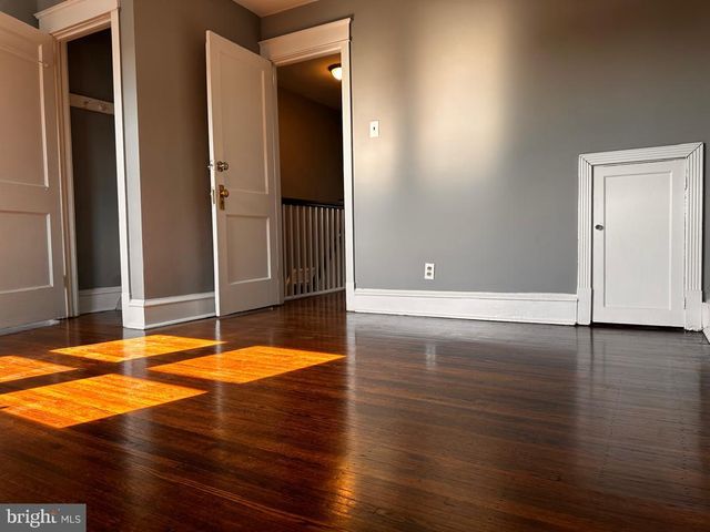 411 MILLBANK RD, Upper Darby, PA 19082