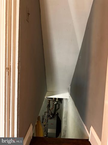 411 MILLBANK RD, Upper Darby, PA 19082