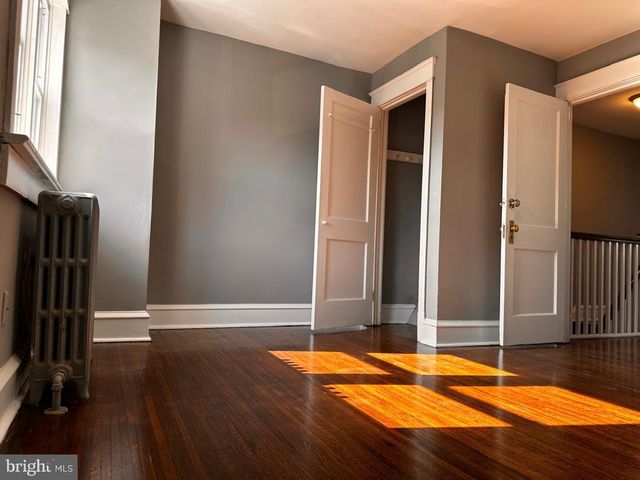 411 MILLBANK RD, Upper Darby, PA 19082