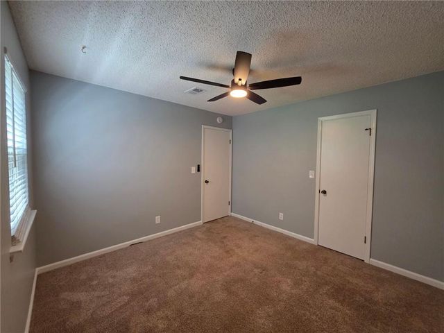 102 Park Place Drive, Lawrenceville, GA 30046