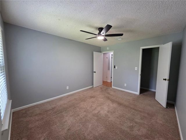 102 Park Place Drive, Lawrenceville, GA 30046