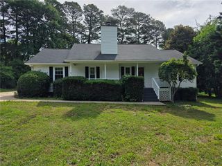 102 Park Place Drive, Lawrenceville, GA 30046