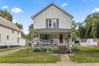 10 Armstrong, Hillsdale, MI 49242