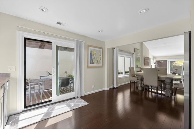 31 Barcelona Circle, Redwood City, CA 94065