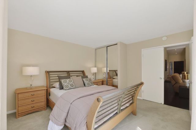 31 Barcelona Circle, Redwood City, CA 94065