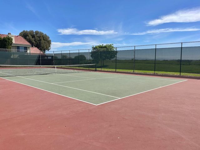 31 Barcelona Circle, Redwood City, CA 94065