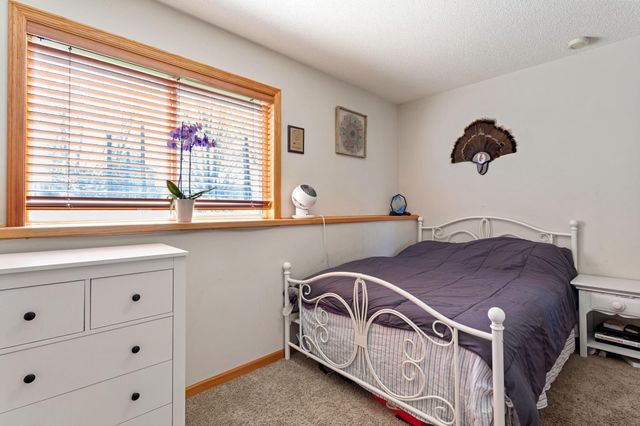 1256 15th Avenue SE, Forest Lake, MN 55025